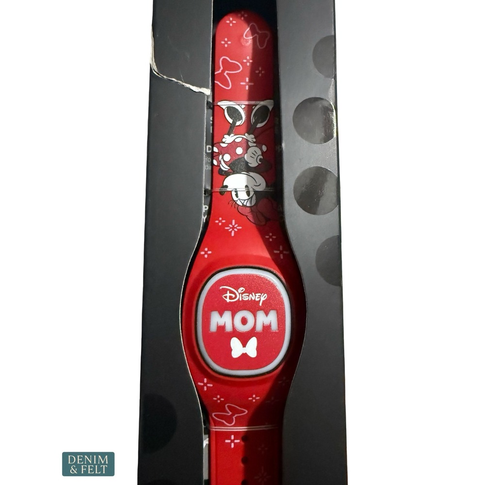 NEW Disney Parks Minnie Mouse Disney Mom MagicBand+ Interactive Wristband - Picture 4 of 7